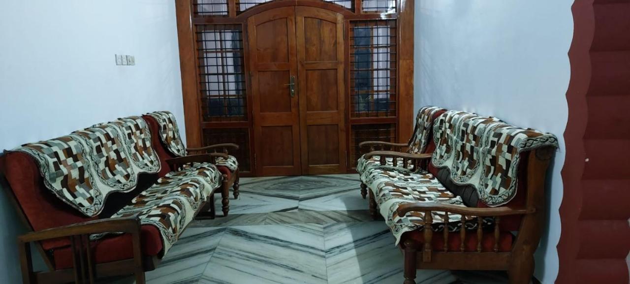 Jinan Palace Guest House Jinan Palace Guest House Nedumbassery Exterior photo